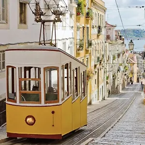 https://feels-like-home-alfama-charming-duplex.hotels-lisbon-portugal.com