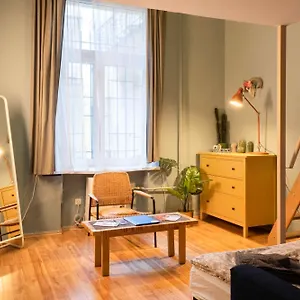 https://lovely-apartment-in-kazinczy-street.inbudapesthotels.com